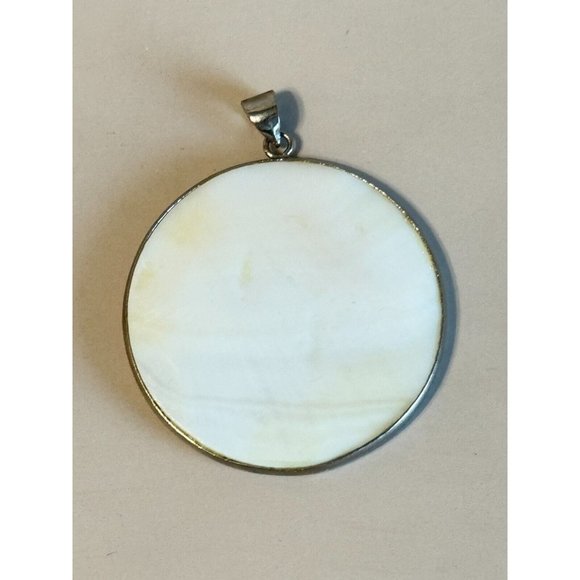 Reversible Abalone/Mop Shell Large Round Women's Pendant 1 1/2" - Picture 7 of 12